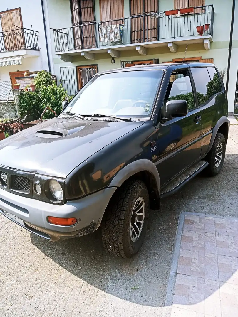 Nissan Terrano 3p 2.7 td SE - 2
