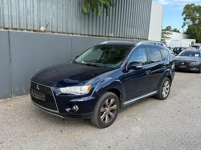 Mitsubishi Outlander 2,2 DI-D Intense+ | PICKERL BIS 10/2026 INKL.ÜB...