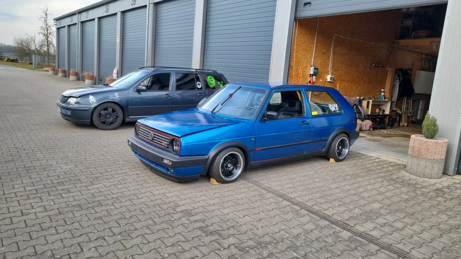 Volkswagen Golf GTI 16V - 1