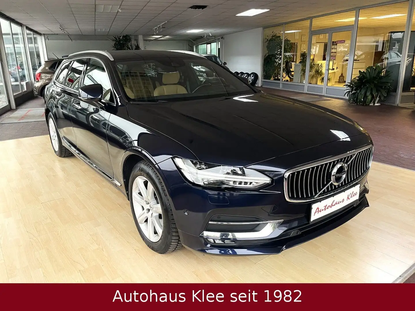 Volvo V90 D4 Inscription *AHK*LED*Head-Up*Pano*1.Hd* Bleu - 1