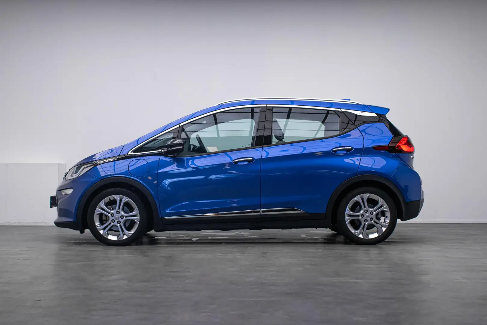 Opel Ampera-E Business 60 kWh |Stuurverwarming|Carplay| Modrá - 2