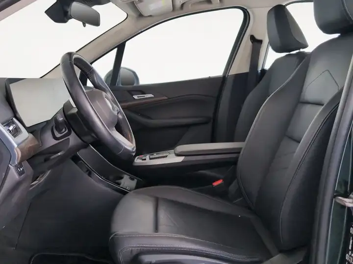 BMW Serie 2 Active Tourer 220i (U06) 2023, foto 11