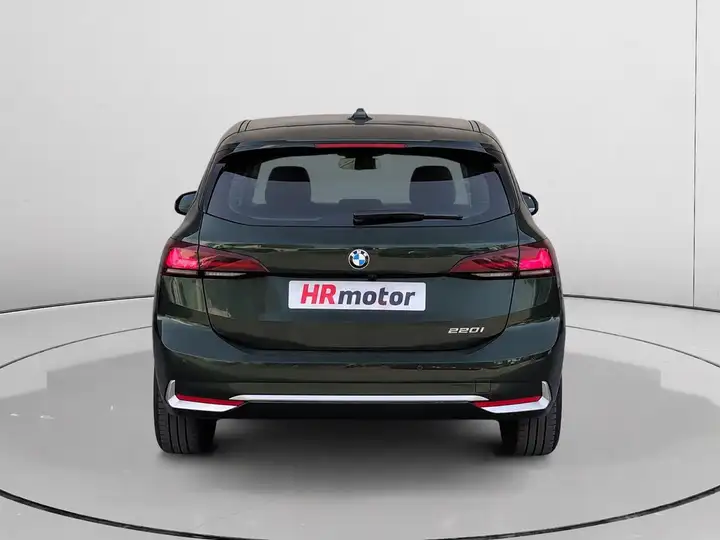 BMW Serie 2 Active Tourer 220i (U06) 2023, foto 4