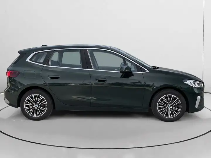 BMW Serie 2 Active Tourer 220i (U06) 2023, foto 2