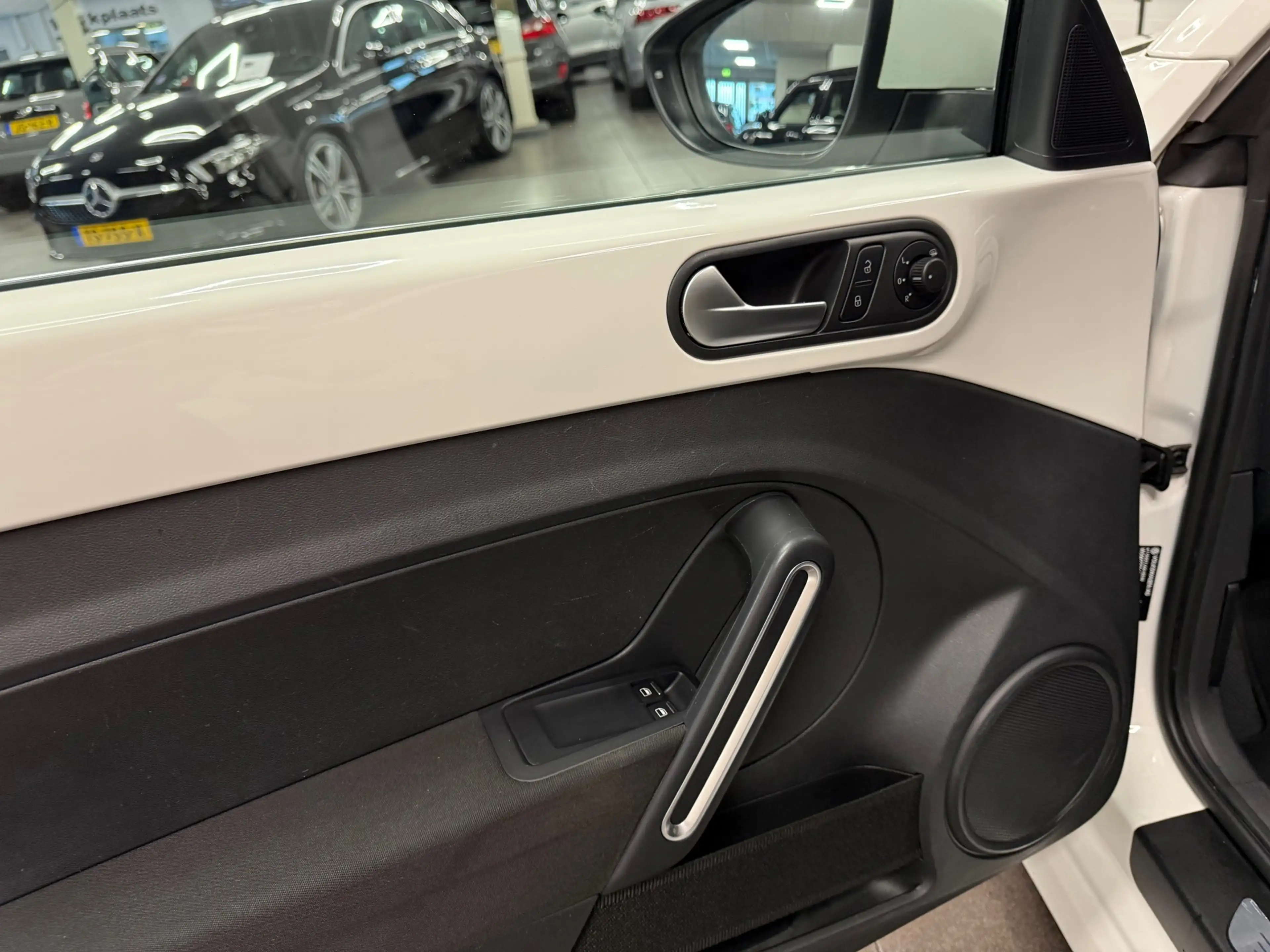 Volkswagen Beetle 1.2 TSI Design * 1e Eig / Navigatie / LM Velgen / — photo 10