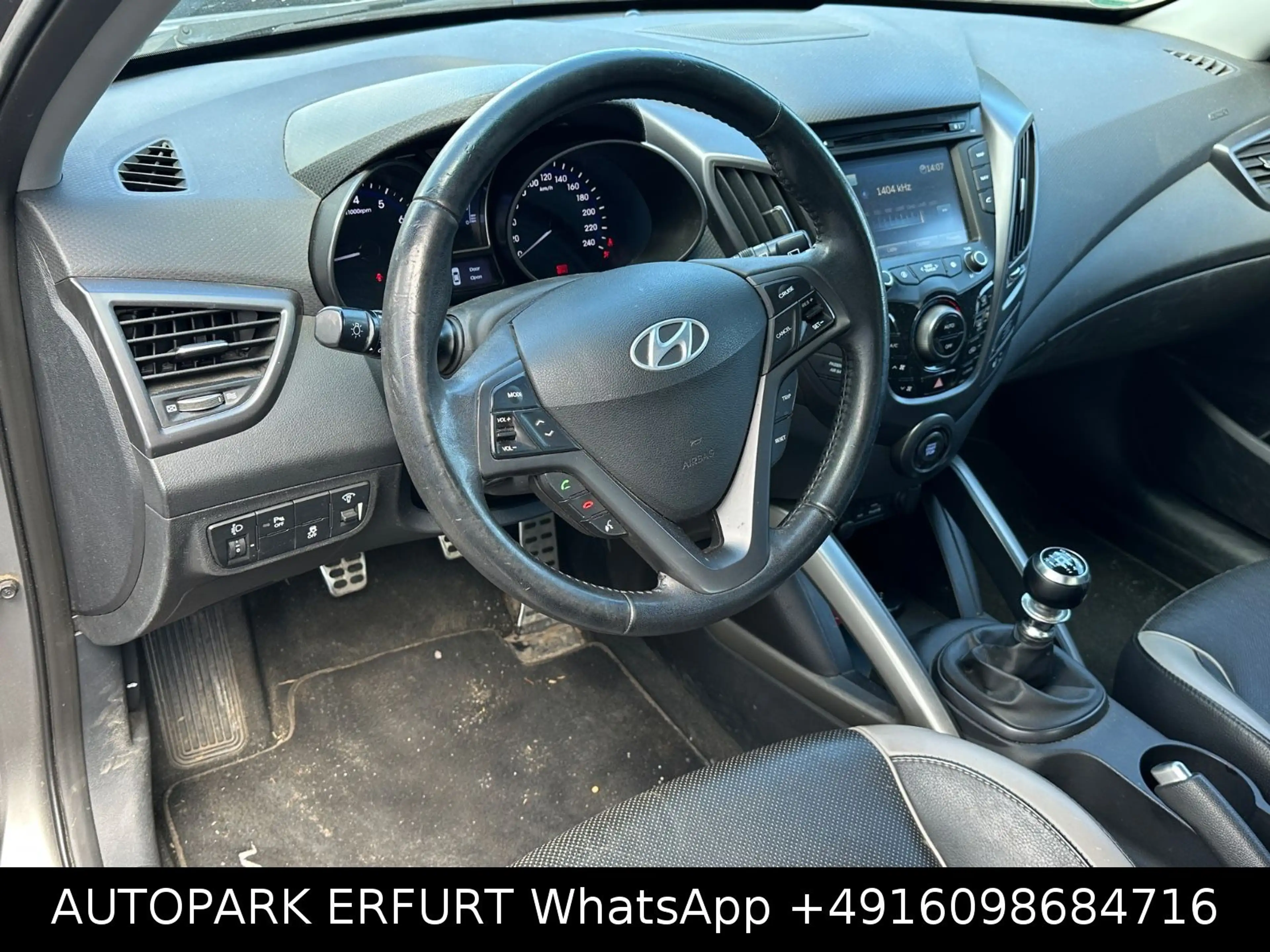 Hyundai VELOSTER Premium 1.6 TURBO*Klima*Leder*Temp*Navi — photo 13