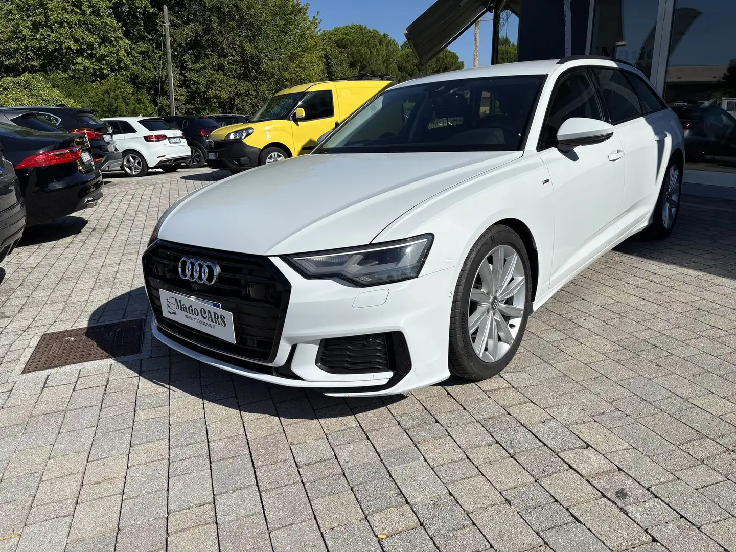 Audi A6 A6 Avant 40 2.0 TDI S tronic Business Sport s line Weiß - 2