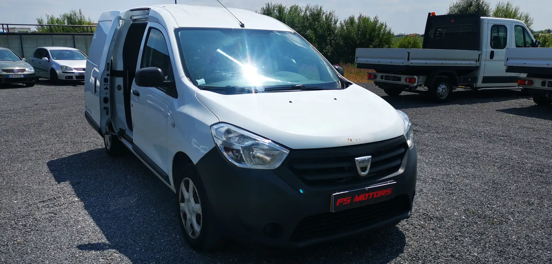 Dacia DOKKER 1.5 DCI Blanc - 1