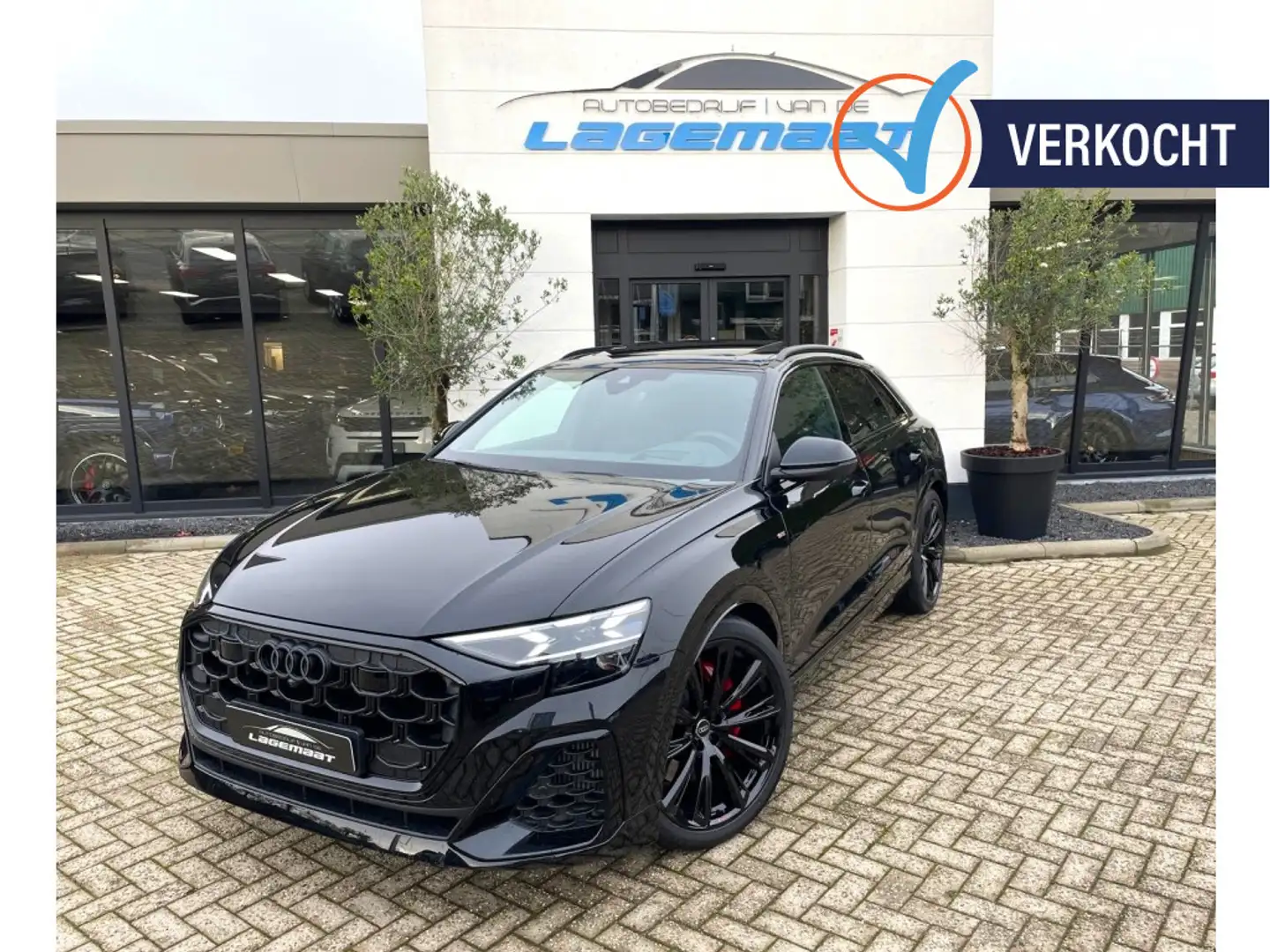 Audi Q8 TFSI Competition 490pk| Full-Options| 4w-sturing| Negro - 1