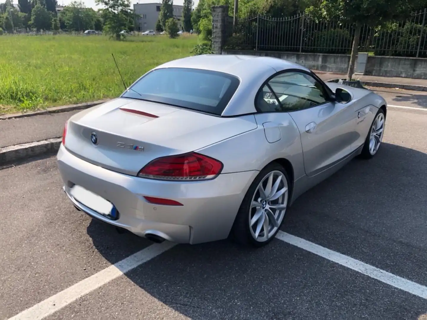 BMW Z4 sdrive35is auto Stříbrná - 2