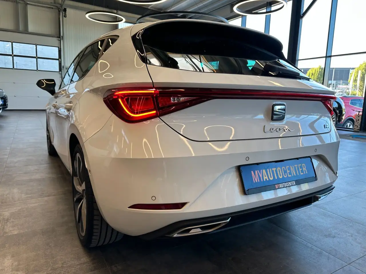 SEAT Leon *ACC*Sitz/LenkradHZ*Virtual*Keyless*3-Zonen*, миниатюра 5