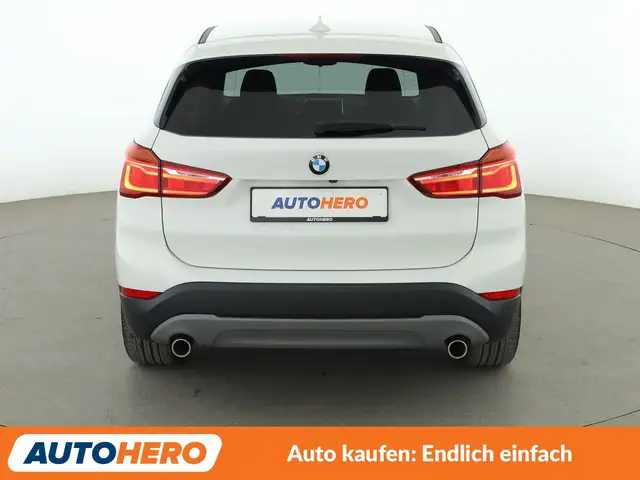 BMW X1 view 5