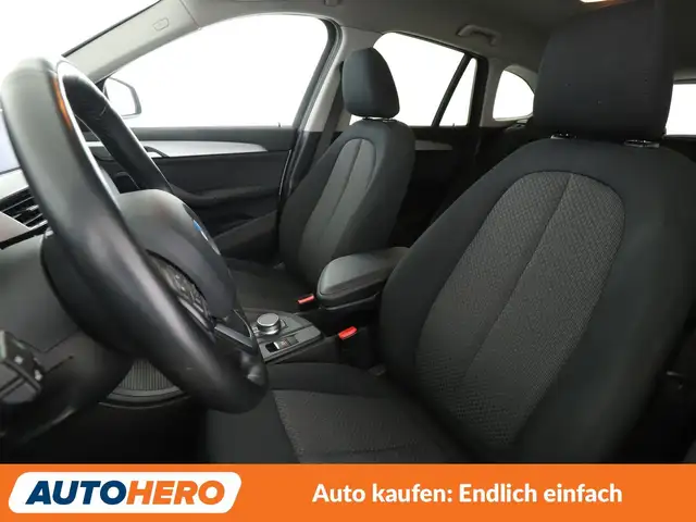 BMW X1 view 10