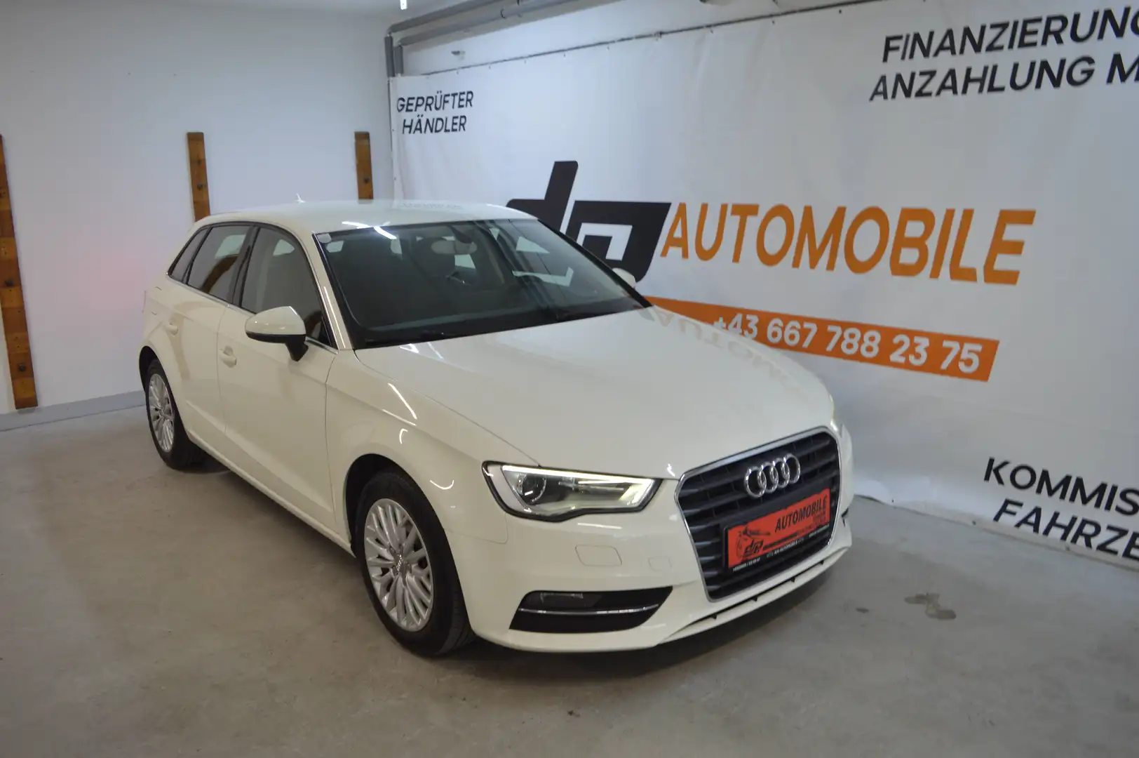 Audi A3 2,0 TDI **150 PS**Leder**Xenon** Weiß - 1