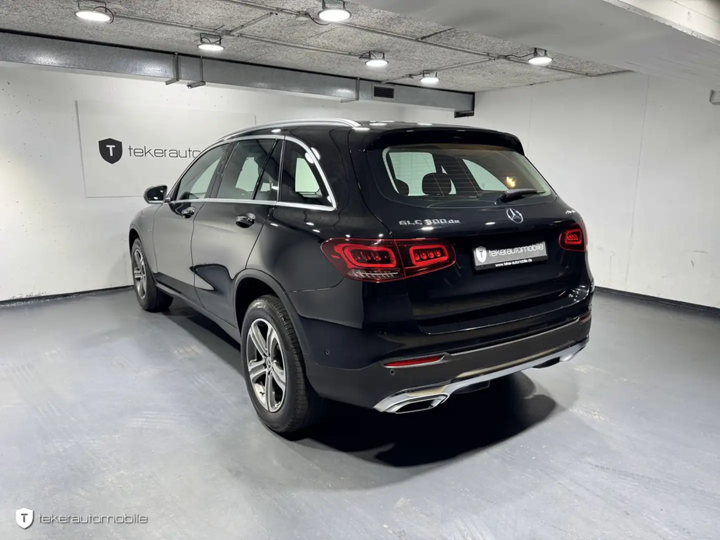 Mercedes-Benz GLC 300 de 4Matic *LED*CarPlay*Burmester*Kamera* Noir - 2