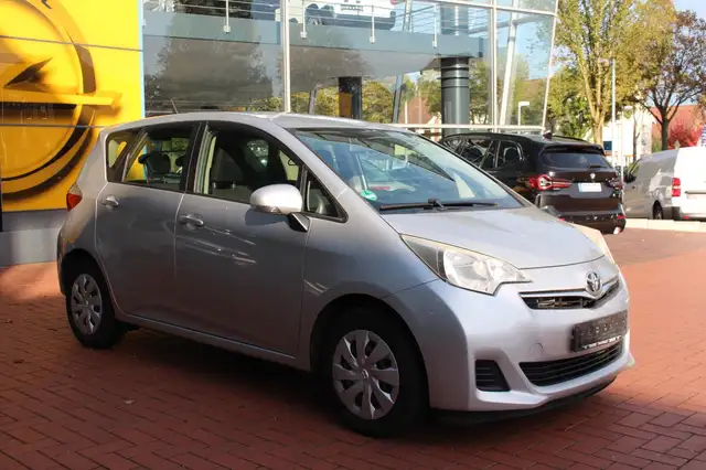 Toyota Verso-S Life Kamera Klima Tüv 05/28