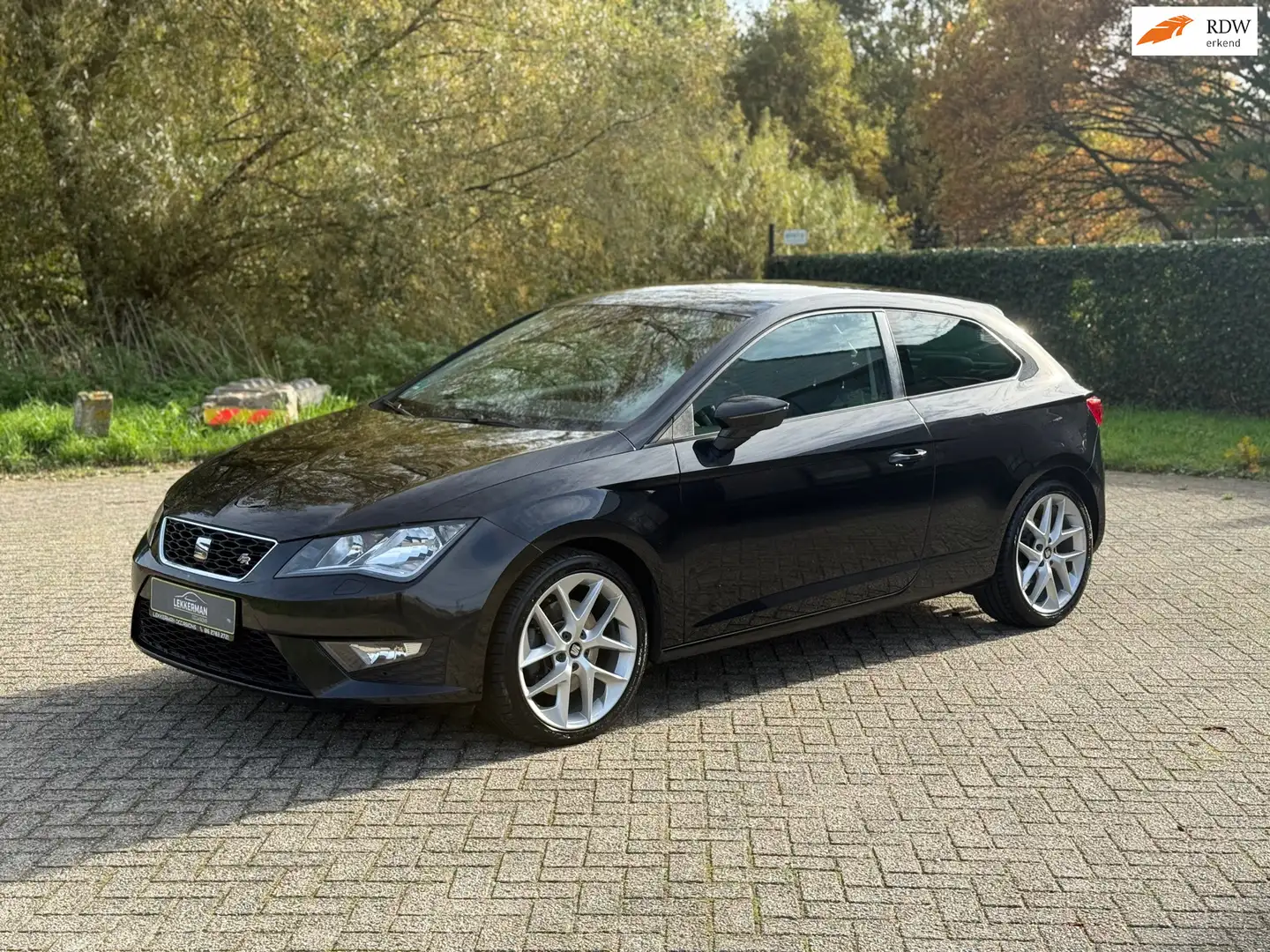 SEAT Leon SC 1.8 TSI FR Dynamic 180PK I NETTE AUTO I CRUISE - 1