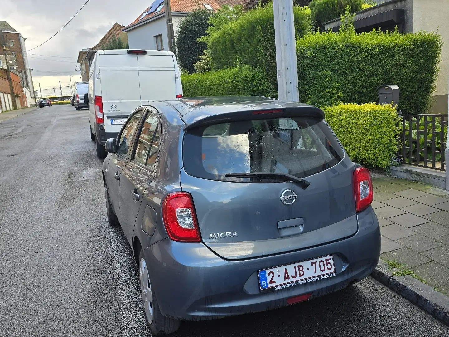 Nissan Micra 1.2i Connect Edition Gris - 2