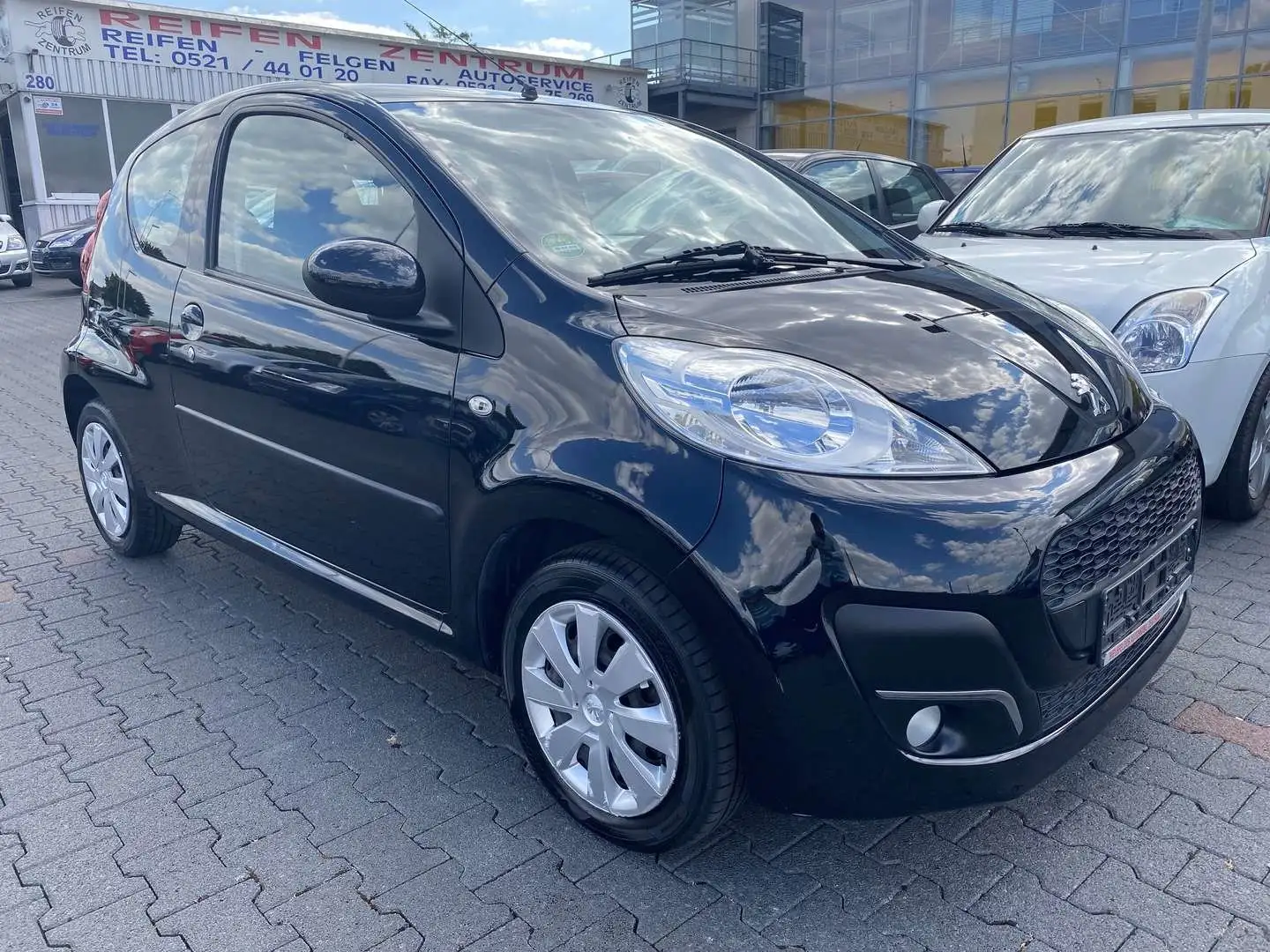 Peugeot 107 Active| 1.Hand | TÜV NEU Schwarz - 1