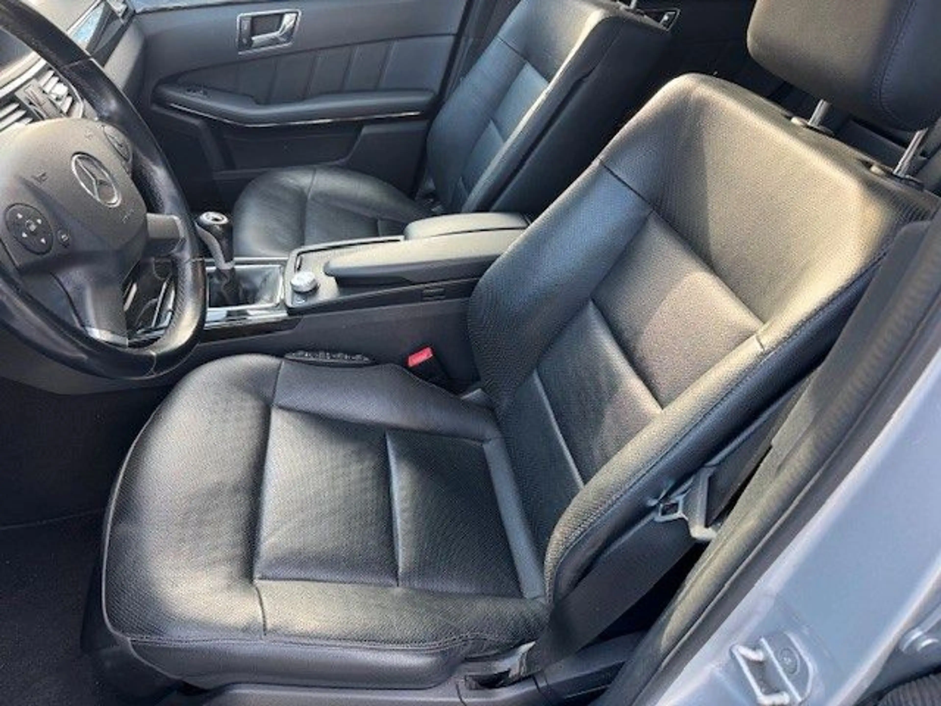 Mercedes-Benz E 250 E Limousine E 250 CDI BlueEfficiency — photo 11