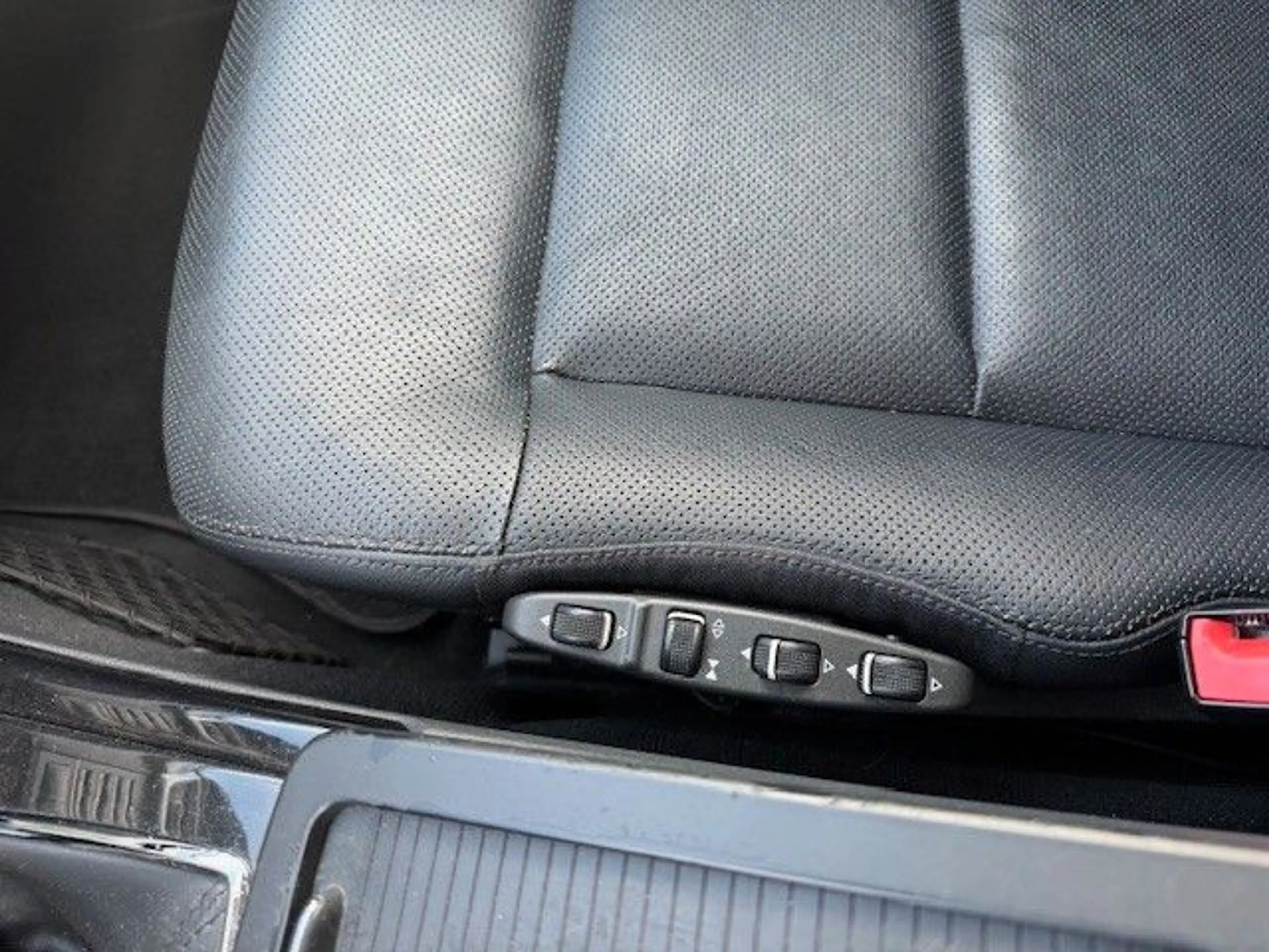 Mercedes-Benz E 250 E Limousine E 250 CDI BlueEfficiency — photo 15