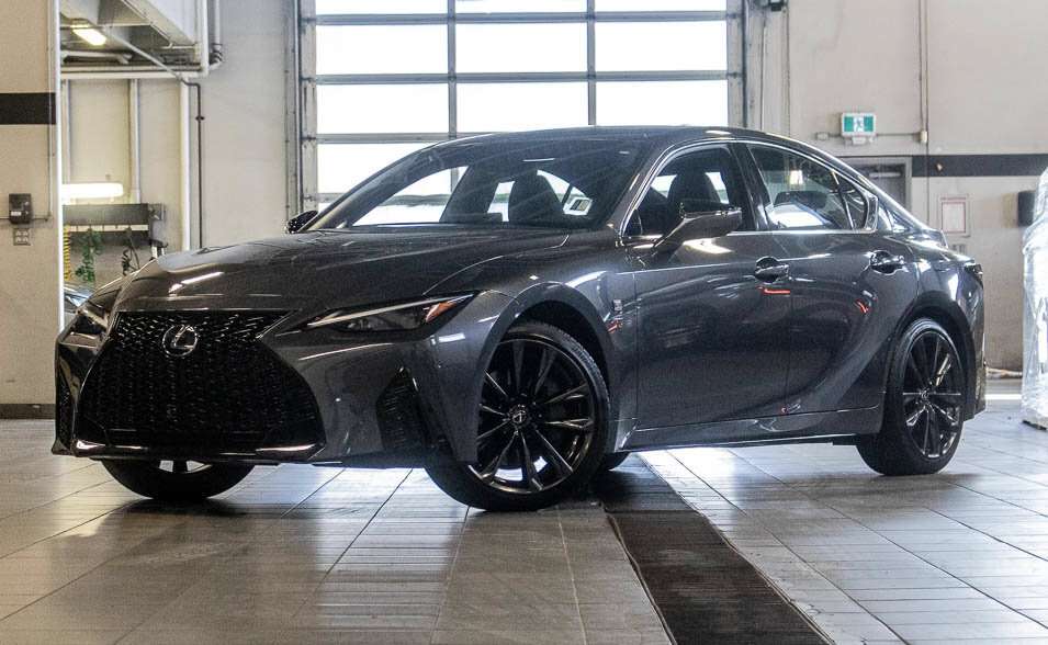 2025 Lexus IS F sport Design