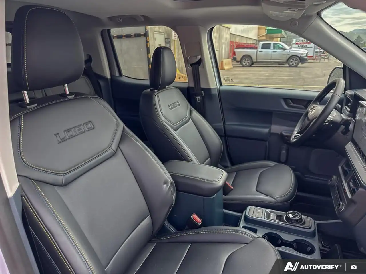 Ford Maverick снимка Ford Maverick
