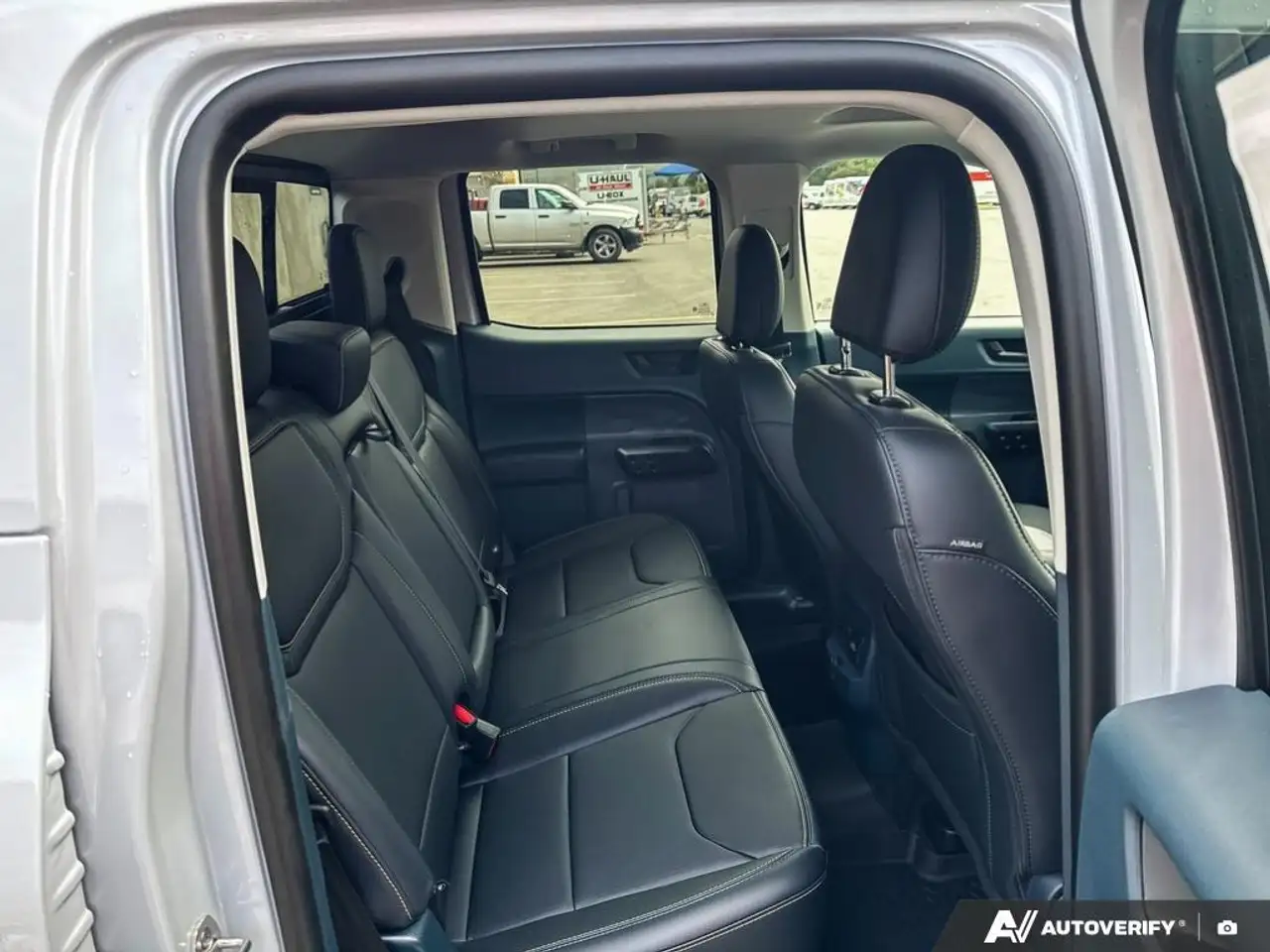 Ford Maverick снимка Ford Maverick