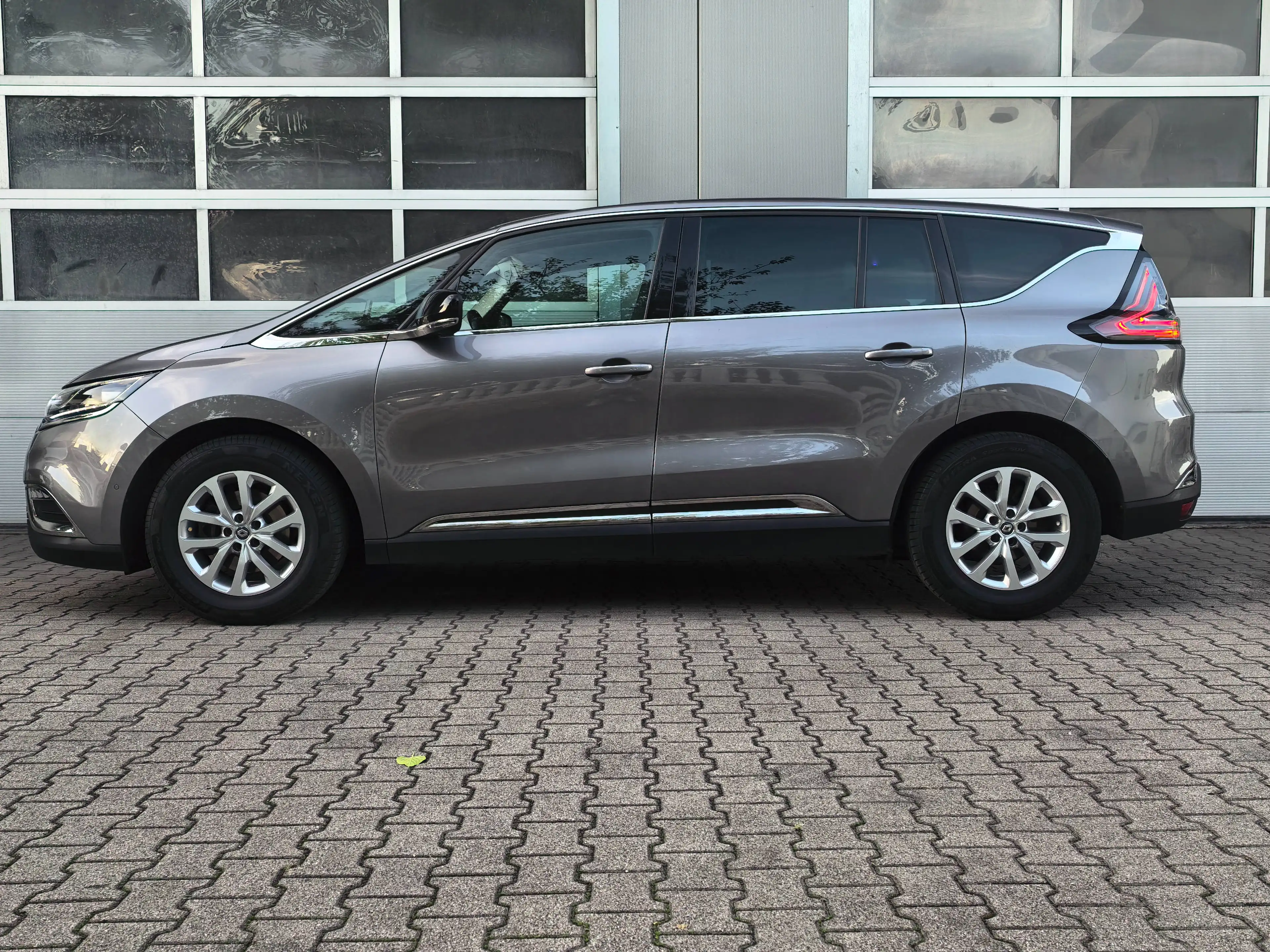 Renault Espace Business Edition ALL4 AUTOMATIK|7SITZ|ACC|LED|PANO|KEYLESS|TOTWINKEL|AHK|HUD|NAVI|++SERVICE&TÜV NEU++ — photo 5