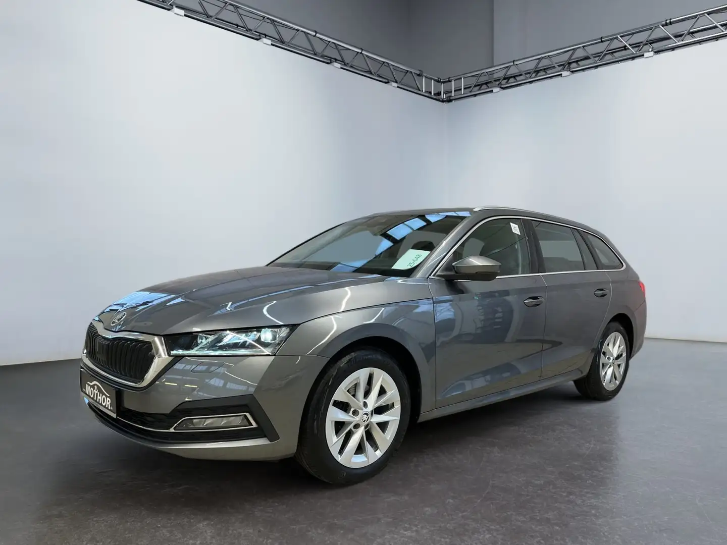 Skoda Octavia Combi Style 2.0 TDI DSG 4x4 Standheizung Grau - 2