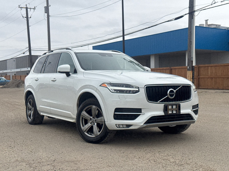 2016 Volvo XC90 T6 Momentum - Leather Seats - Heated Seats thumb 7