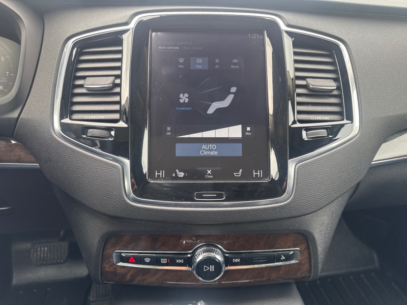 2016 Volvo XC90 T6 Momentum - Leather Seats - Heated Seats thumb 23