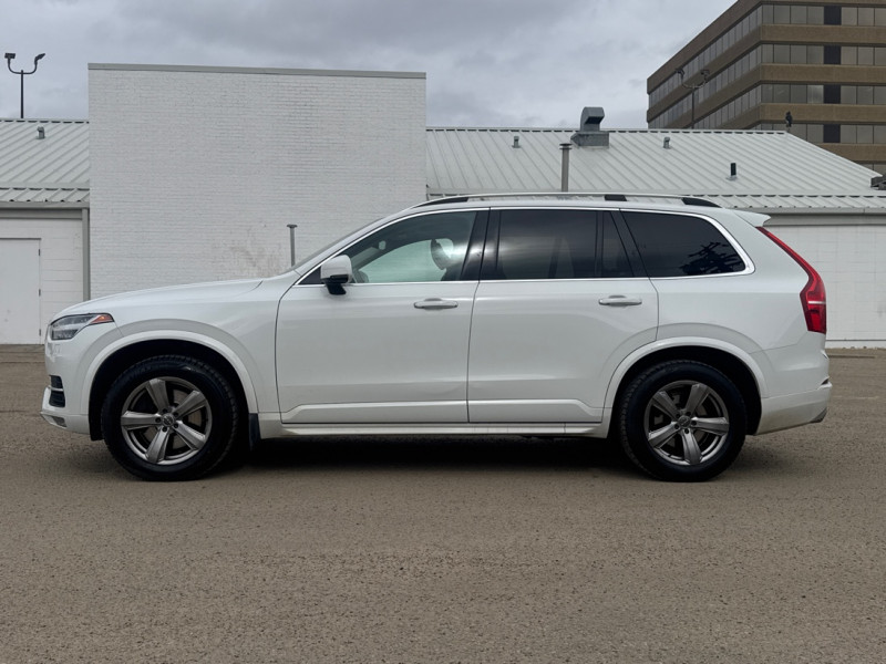 2016 Volvo XC90 T6 Momentum - Leather Seats - Heated Seats alt 3