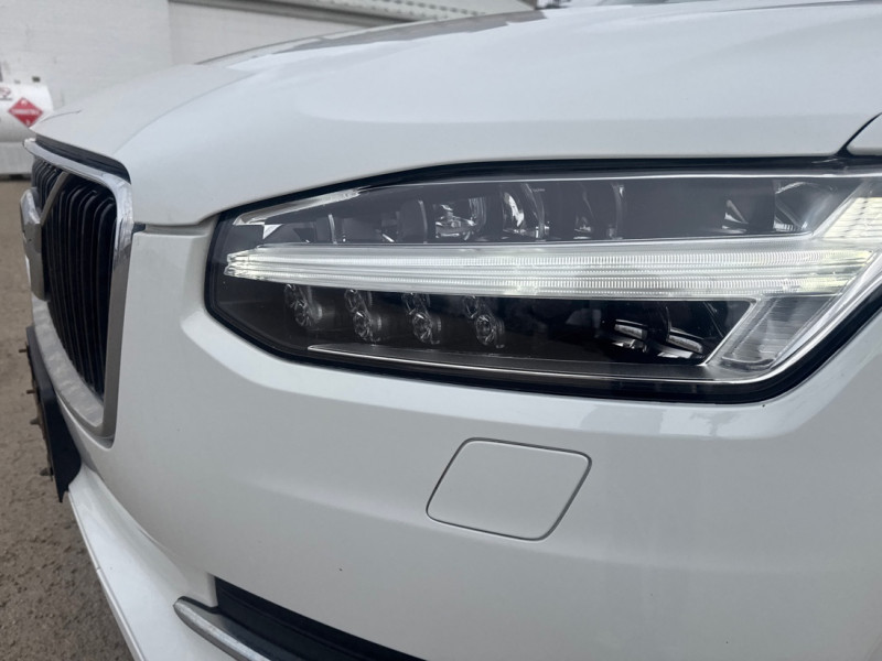 2016 Volvo XC90 T6 Momentum - Leather Seats - Heated Seats alt 4