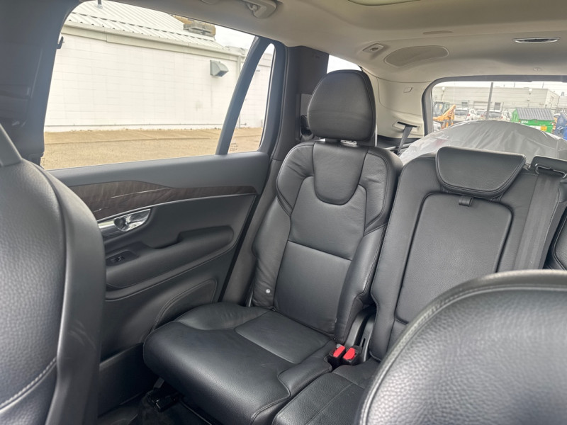 2016 Volvo XC90 T6 Momentum - Leather Seats - Heated Seats thumb 26