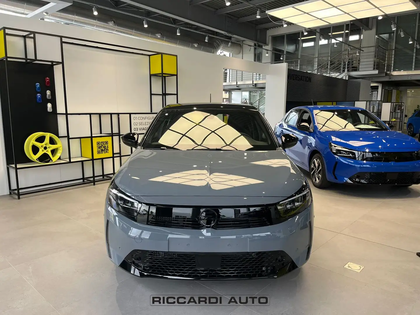 Opel Corsa Nuova GS Hybrid 110CV DTC6 Grigio - 2