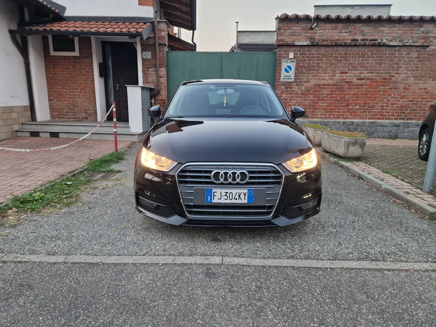 Audi A1 1.0 95CV "SOLO 34.700 km" Bluetooth, Navi, Sensori Nero - 2