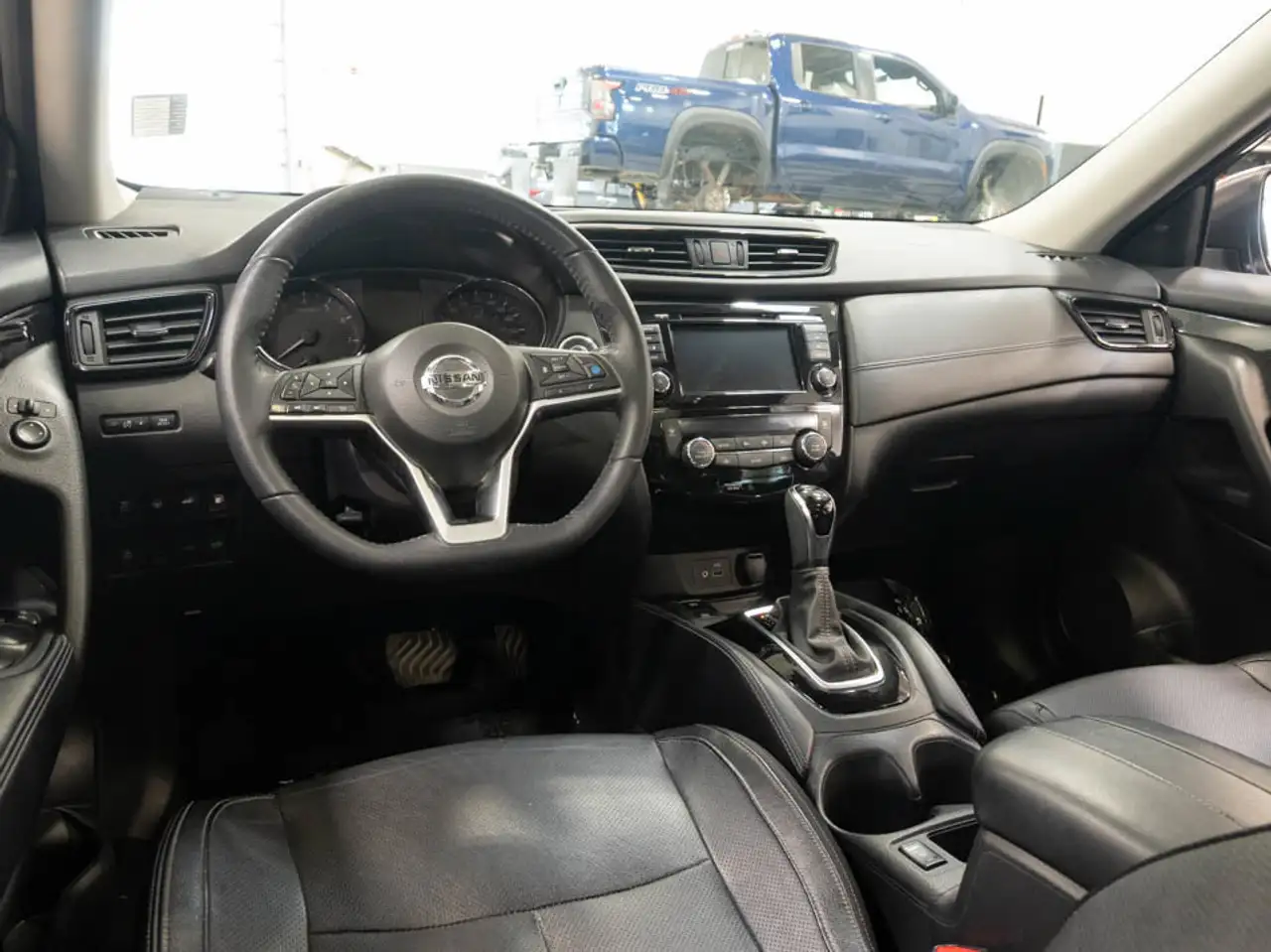 Nissan Rogue photo Nissan Rogue