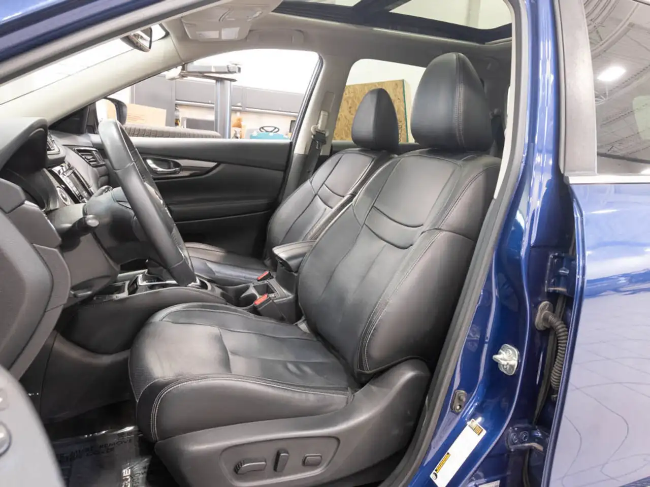 Nissan Rogue photo Nissan Rogue