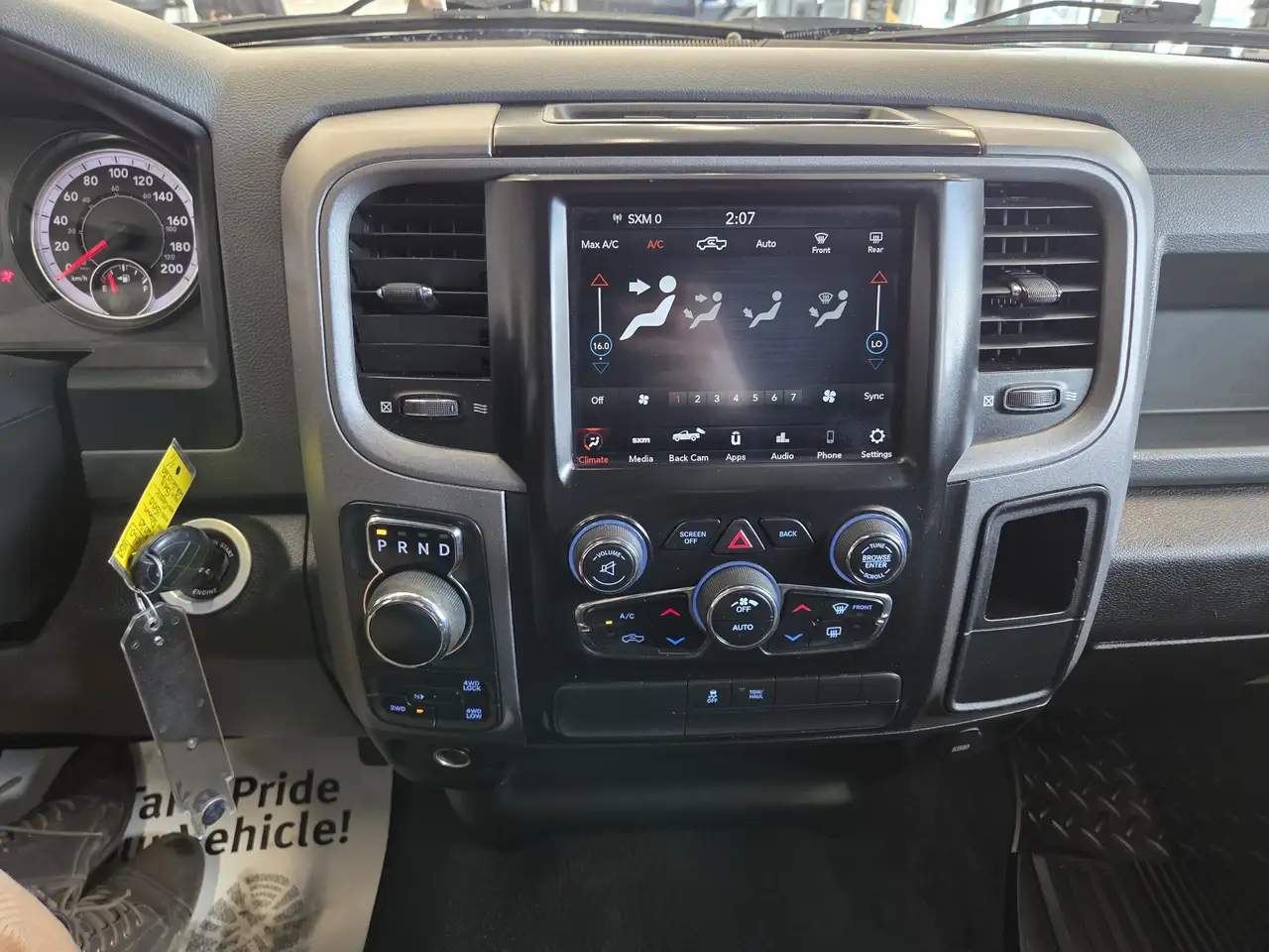 RAM 1500 снимка RAM 1500