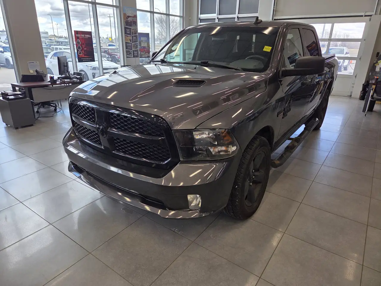 RAM 1500 снимка RAM 1500