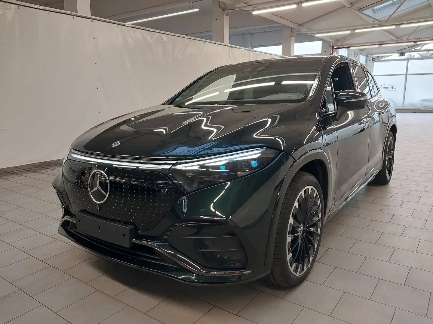 Mercedes-Benz EQS SUV EQS450+ SUV AMG Prem+ HYPER Masage AHK AR-HUD TV Grün - 2