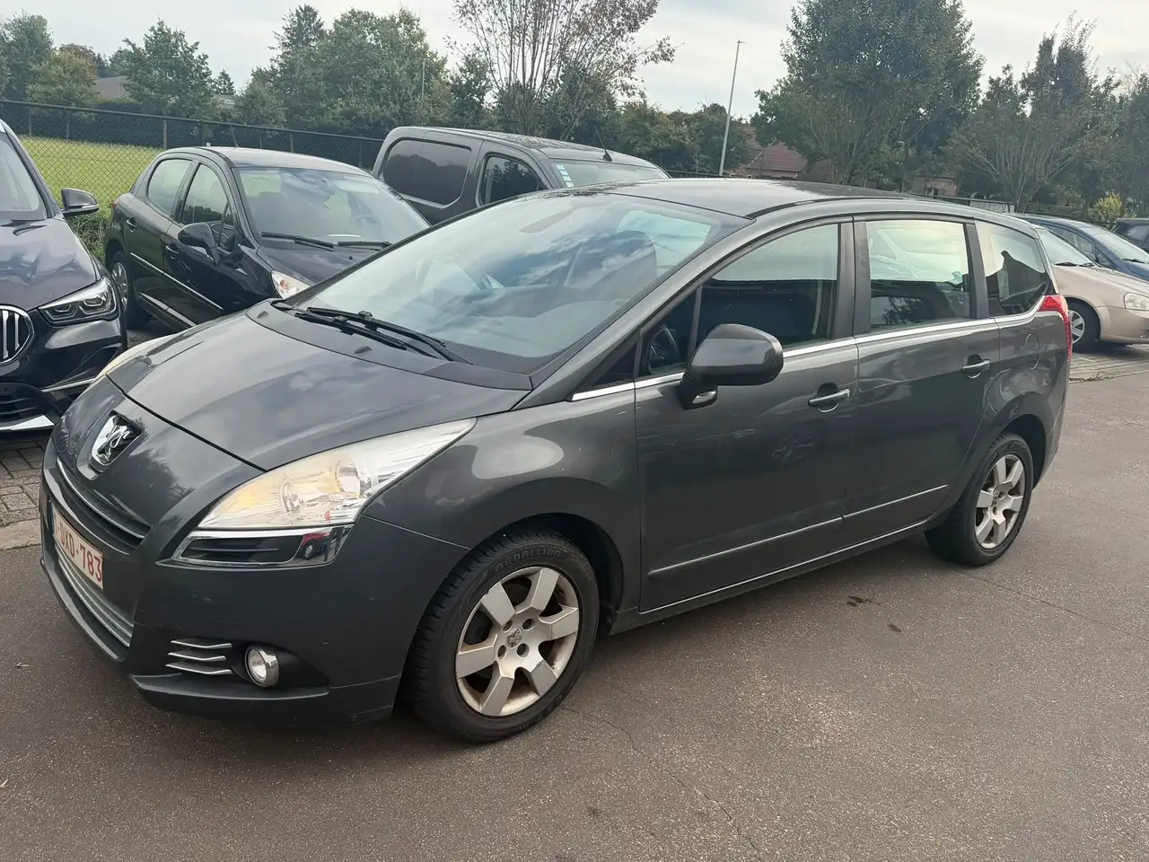 Peugeot 5008