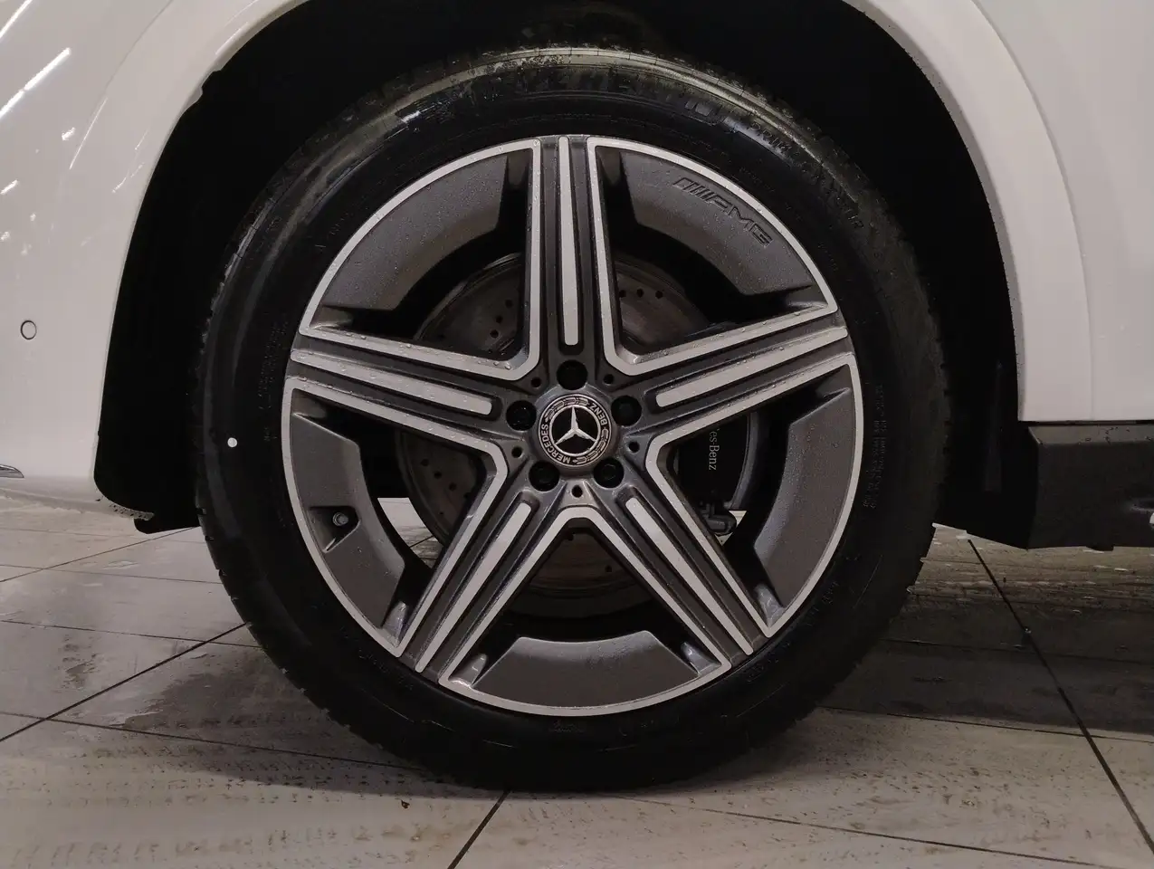 Mercedes-Benz GLE снимка Mercedes-Benz GLE