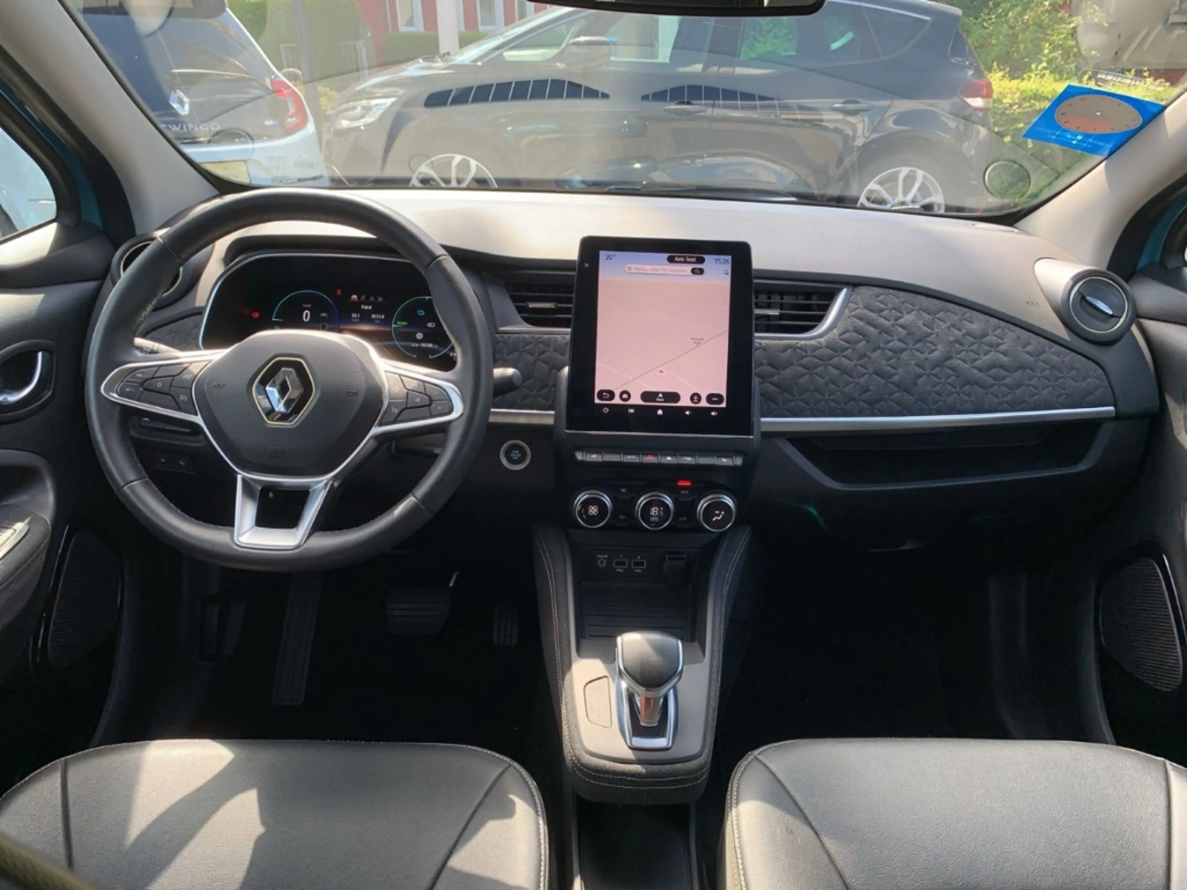 Renault ZOE E-TECH ICONIC 135HP SHZ+NAV+PDC+KAMERA+KLIMA — photo 14