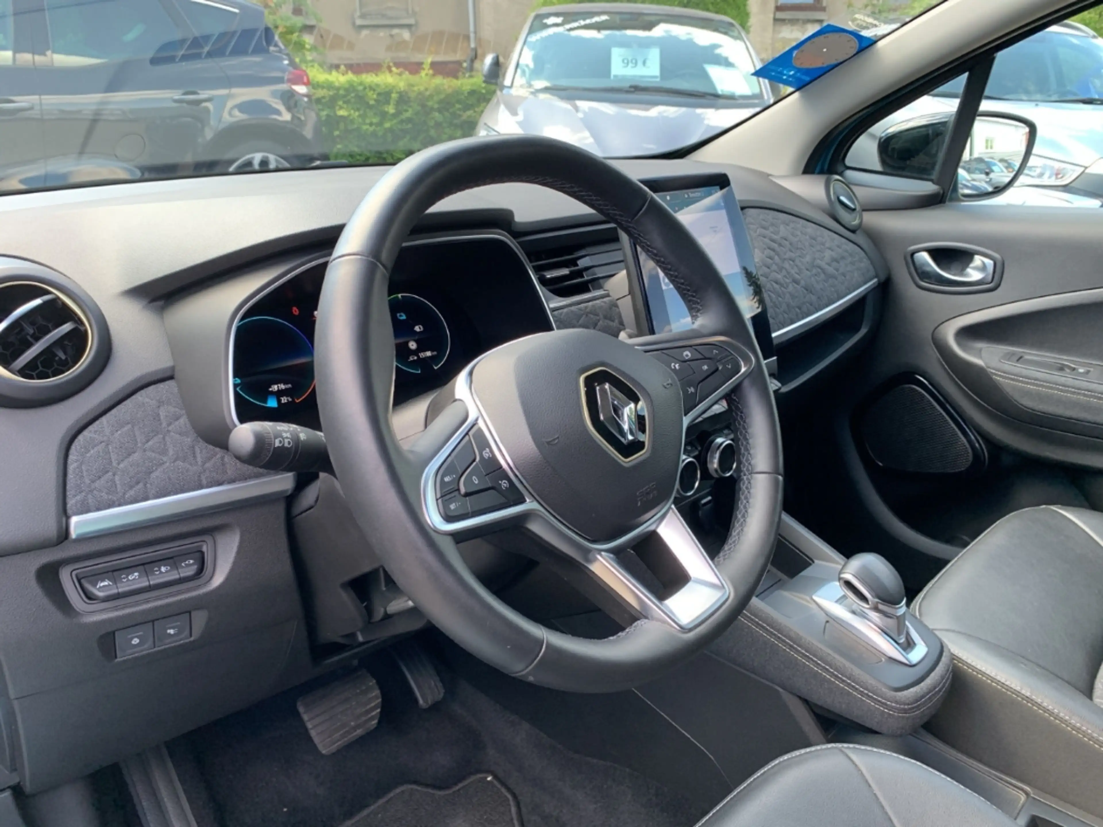 Renault ZOE E-TECH ICONIC 135HP SHZ+NAV+PDC+KAMERA+KLIMA — photo 10