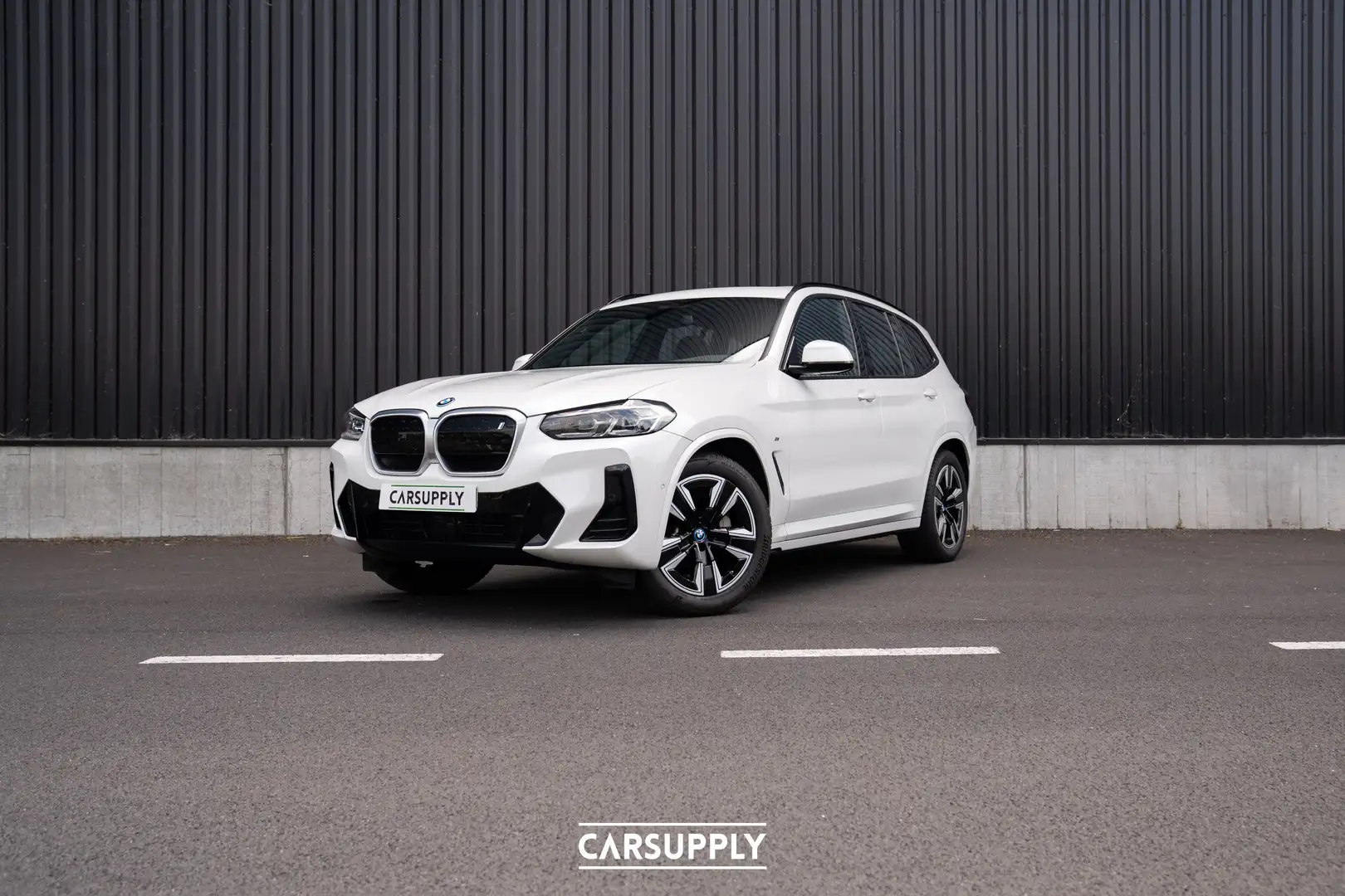 BMW iX3 80 kWh Inspiring - M-Sport- Pano Dak - ACC- Camera Blanc - 1