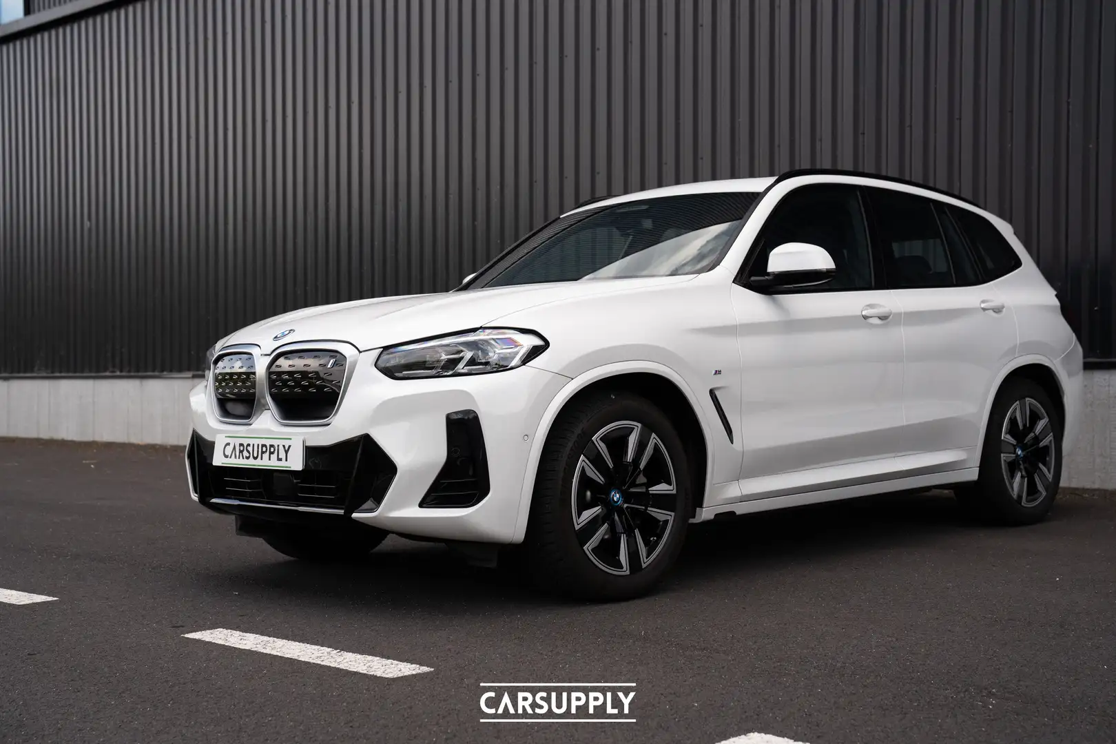 BMW iX3 80 kWh Inspiring - M-Sport- Pano Dak - ACC- Camera Blanc - 2