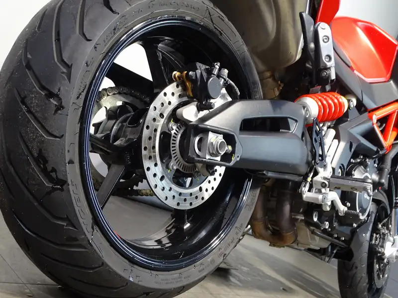 Aprilia Shiver 900 - foto 8