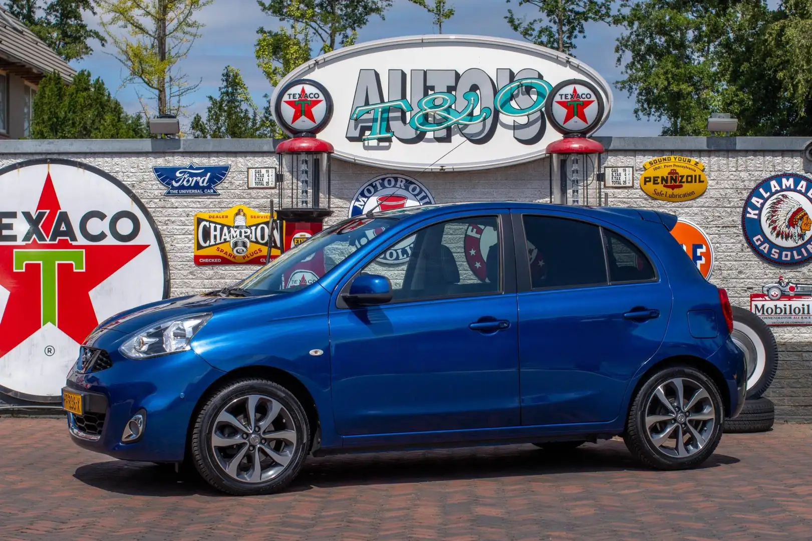 Nissan Micra 1.2 DIG-S Tekna Clima Pano 74.600 km +NAP Blauw - 1